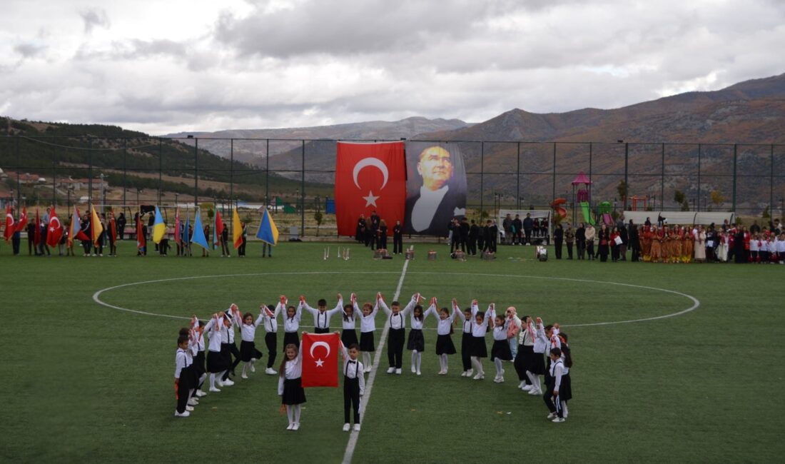 Yozgat’ın merkezinde olduğu gibi ilçe genelinde de 29 Ekim Cumhuriyet