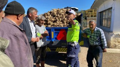 Akdağmadeni İlçe Jandarma Komutanlığı Trafik Timleri, pancar sezonunun başlamasıyla birlikte