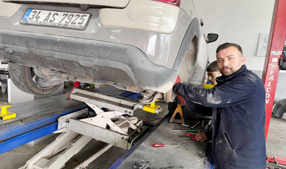 Ulaştırma ve Altyapı Bakanı Abdulkadir Uraloğlu, şehirlerarası yollarda zorunlu kış