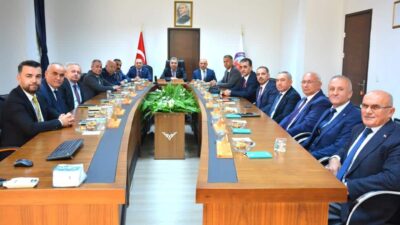 Yozgat İl Milli Eğitim Müdürü İsmail Altınkaynak, beraberinde İl Müdür