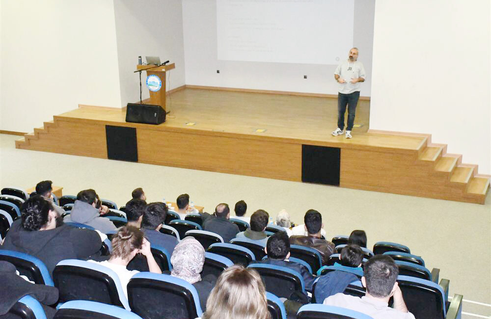 Yozgat Şehir Hastanesi tarafından, il genelinde acil servislerde görev yapan