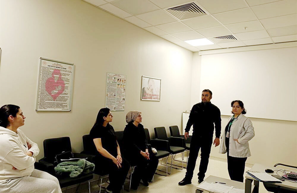 Yozgat Şehir Hastanesi bünyesinde hizmet veren Gebe Okulu, anne adaylarına