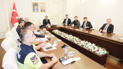 Yozgat Valisi Mehmet Ali Özkan, İçişleri Bakanı Ali Yerlikaya ve