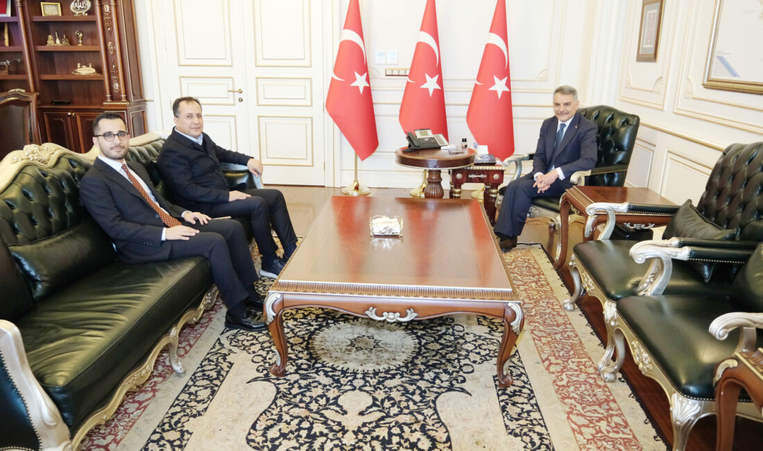 Yozgatlı hayırsever iş insanı Bilal Şahin’in oğlu Osman Şahin ve