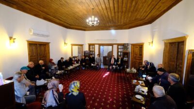 Akdağmadeni Huzurevi sakinleri, Akdağmadeni Belediyesine ait Akkonak tesislerini ziyaret ederek