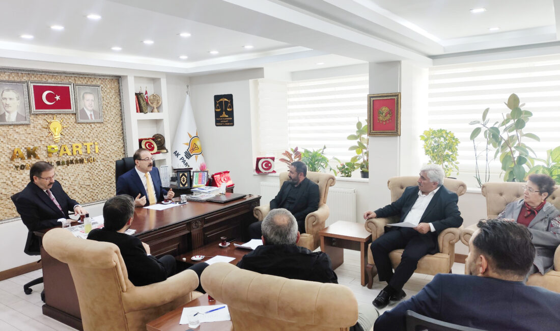 AK Parti Yozgat Milletvekili ve TESKOMB Genel Başkanı Abdulkadir Akgül,