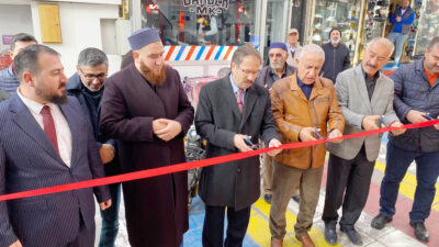 Yozgat’ın yöresel mutfak kültürünün önemli lezzetlerinden tandır kebabını yıllardır ustalıkla