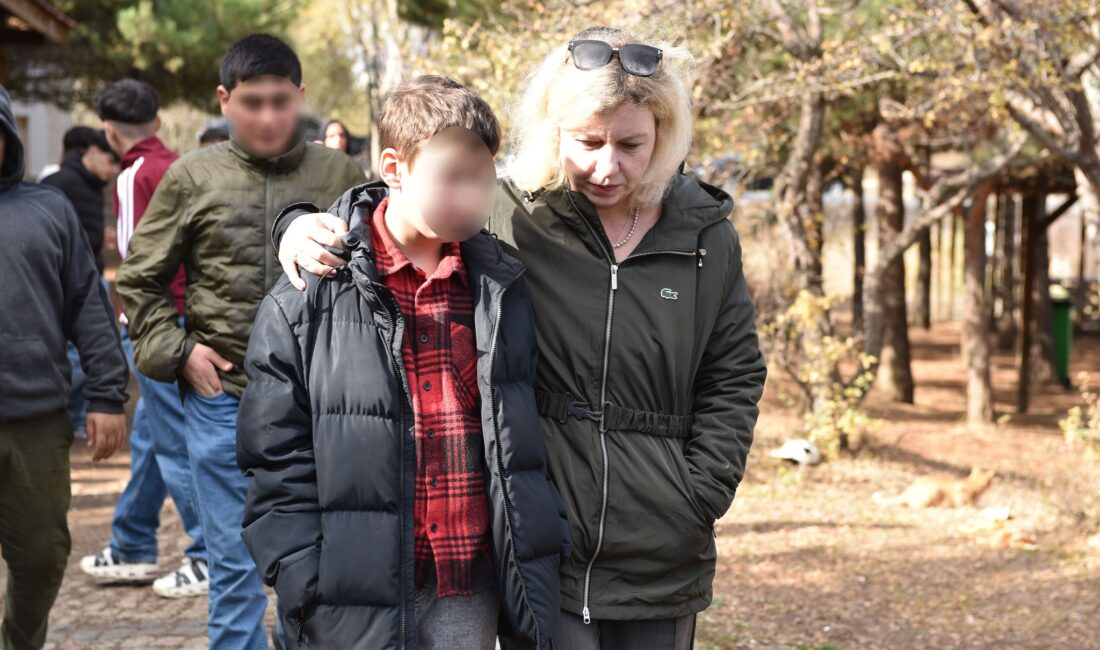 Her fırsatta çocuklarla bir araya gelerek onları mutlu eden Yozgat