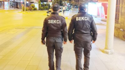 Meslekte 6.yılını dolduran ve en az ön lisans mezunu olan