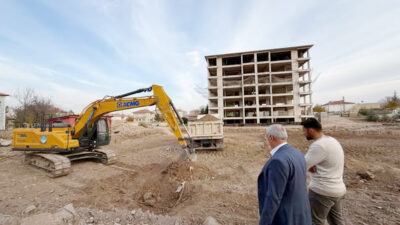 Boğazlıyan Belediye Başkanı Gökhan Coşar, ilçede yapımı süren Taç Mahal