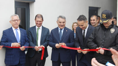 Yozgat Belediyesi tarafından Eski Cumhuriyet Parkı’nda kurulan Yozgat Dijital Gençlik