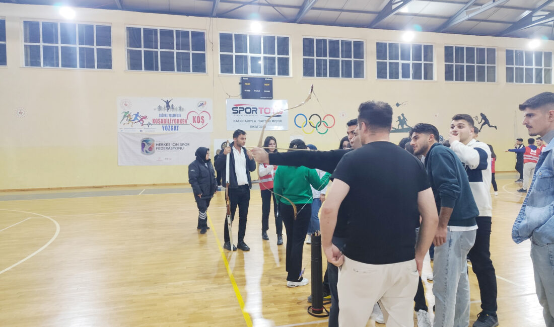 Akdağmadeni Gençlik Merkezi, vizeler öncesi üniversiteli gençlere moral ve motivasyon