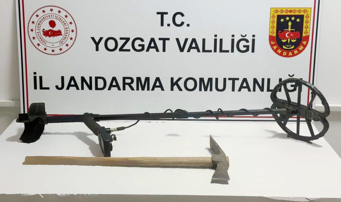 Çekerek ilçesinde, tarihi eser ve altın bulmak amacıyla kaçak kazı