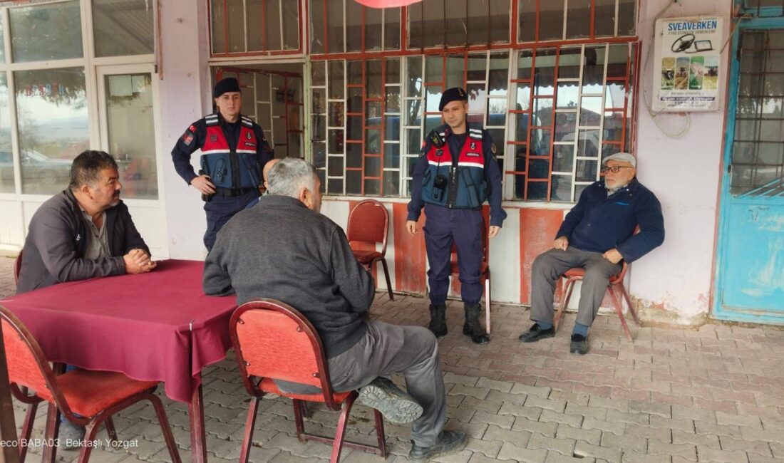 Yenifakılı İlçe Jandarma Komutanlığı ekipleri, Bektaşlı Köyü’nde gerçekleştirdiği devriye faaliyetleri