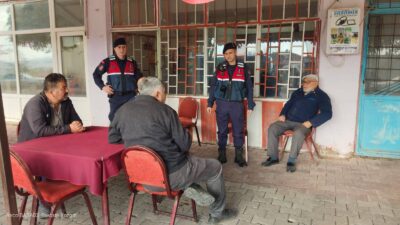 Yenifakılı İlçe Jandarma Komutanlığı ekipleri, Bektaşlı Köyü’nde gerçekleştirdiği devriye faaliyetleri