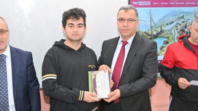 Türkiye Diyanet Vakfı tarafından yürütülen “Hediyem Kitap Olsun” kampanyası kapsamında