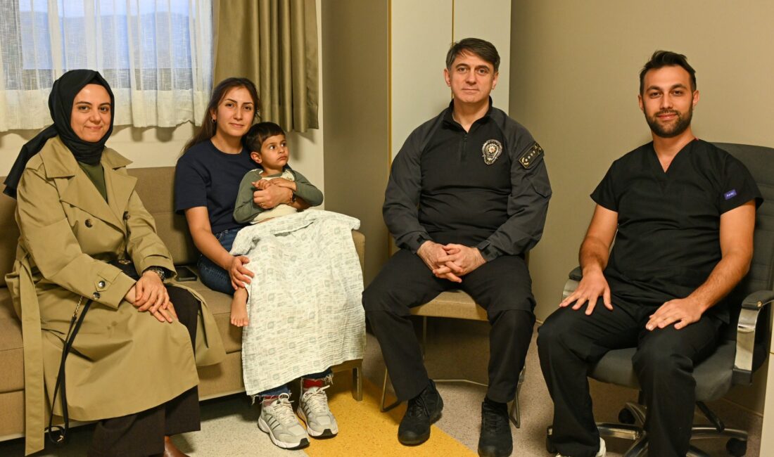 Yozgat İl Emniyet Müdürü Necmettin Koç ve eşi Tuğba Koç,