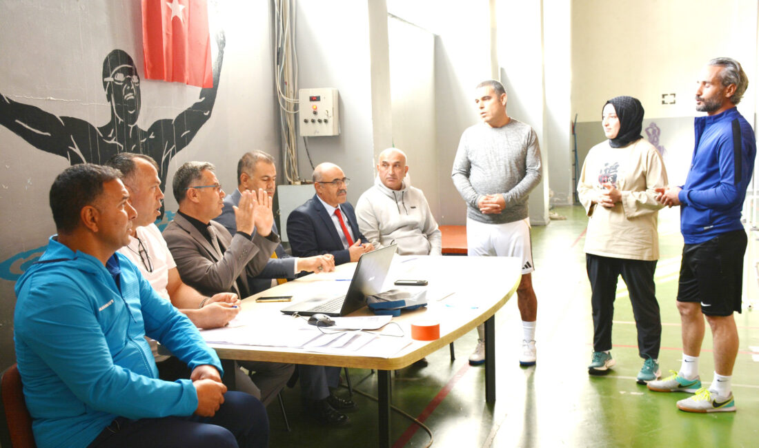 Yozgat Spor Lisesi’nde, beden eğitimi öğretmeni seçme sınavı gerçekleştirildi. Adayların