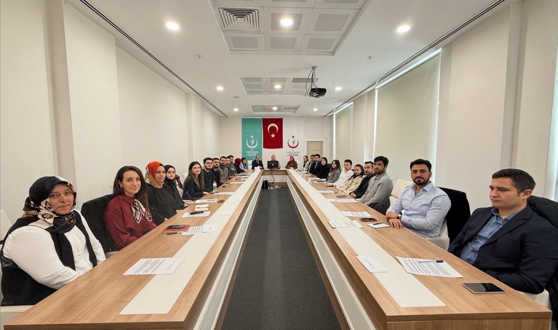 Yozgat İl Sağlık Müdürlüğünde tütün bağımlılığıyla mücadelede sağlık çalışanlarının bilgi