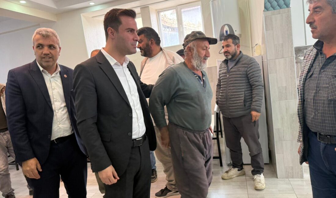 Sarıkaya Kaymakamı Mubin Demirkıran, ilçeye bağlı Hisarbey Köyü’nü ziyaret ederek