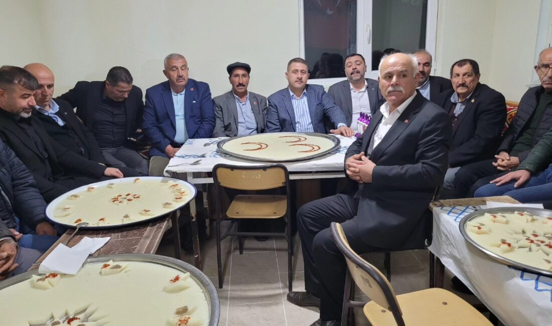 Milliyetçi Hareket Partisi (MHP) Yozgat Milletvekili İbrahim Ethem Sedef, beraberinde