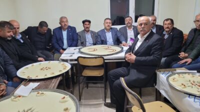 Milliyetçi Hareket Partisi (MHP) Yozgat Milletvekili İbrahim Ethem Sedef, beraberinde