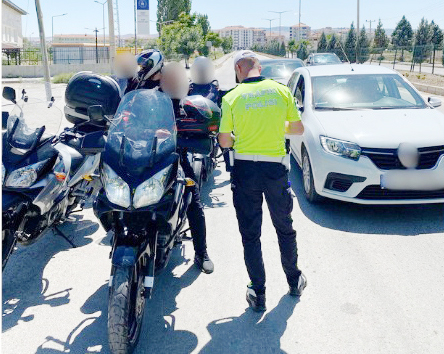 İçişleri Bakanlığı, Karayolları Trafik Yönetmeliği’nde sürücü ve yolcu güvenliğini artırmak