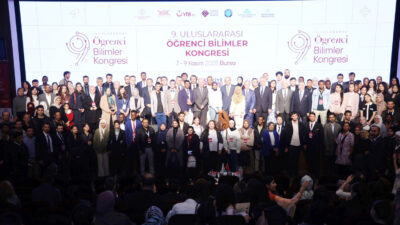 Türkiye’de yükseköğretime kayıtlı uluslararası öğrencilerin akademik araştırmalarını ve projelerini sunmalarına