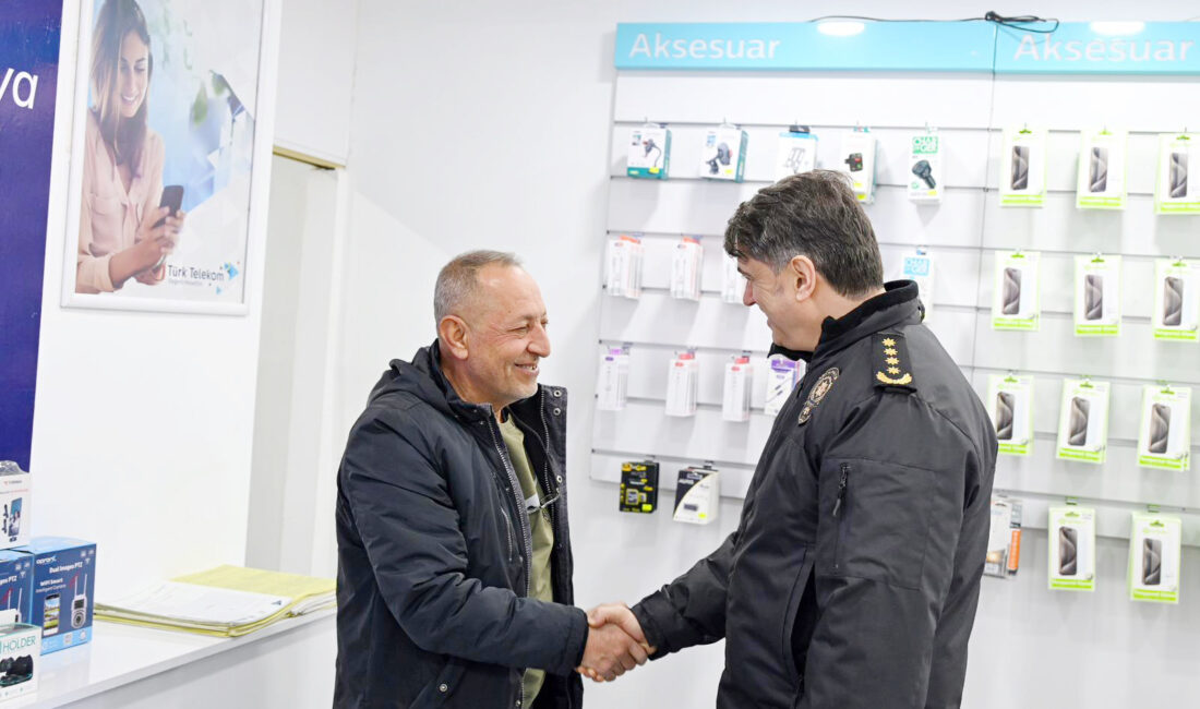 Yozgat İl Emniyet Müdürü Necmettin Koç, kent merkezinde gerçekleştirdiği ziyaretler