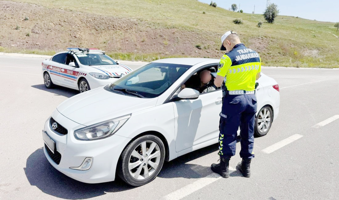 Yozgat Merkez İlçe Jandarma Komutanlığı Trafik Timleri tarafından gerçekleştirilen trafik