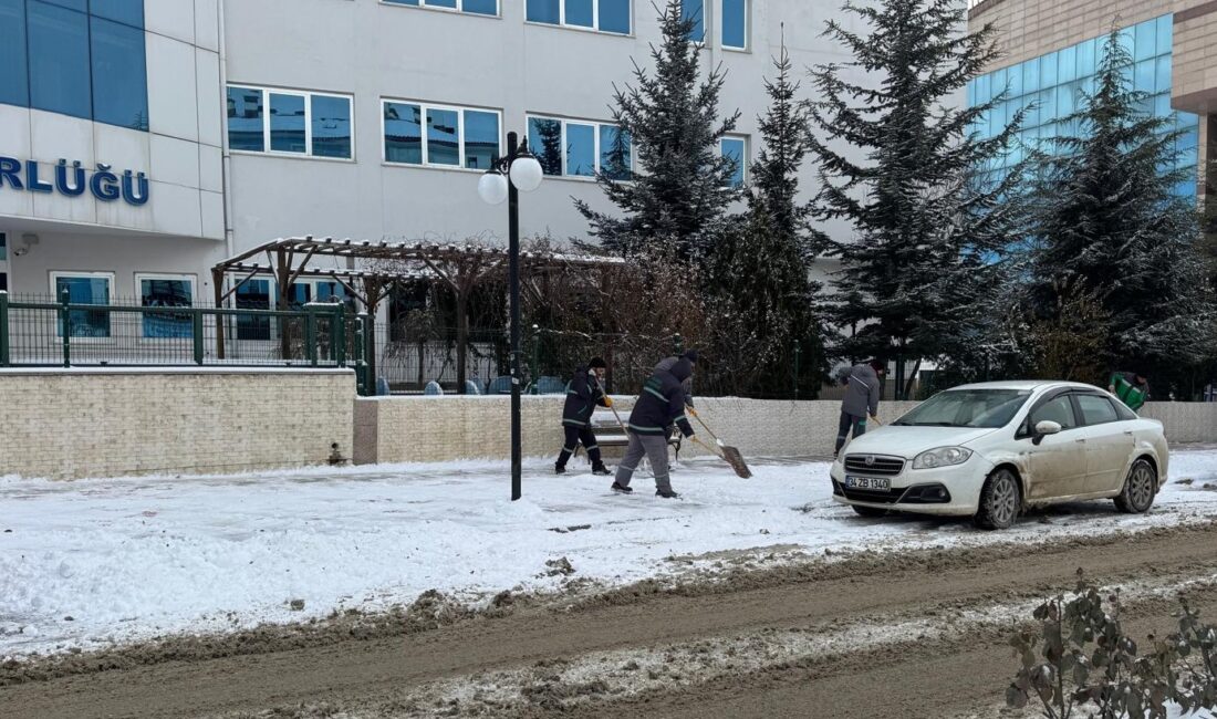 Yozgat’ta akşam saatlerinde etkili olmaya başlayan ve aralıklarla devam eden