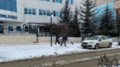 Yozgat’ta akşam saatlerinde etkili olmaya başlayan ve aralıklarla devam eden