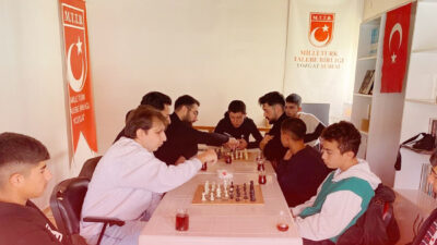 Milli Türk Talebe Birliği (MTTB) Yozgat Teşkilatı, il binasında gençlerin