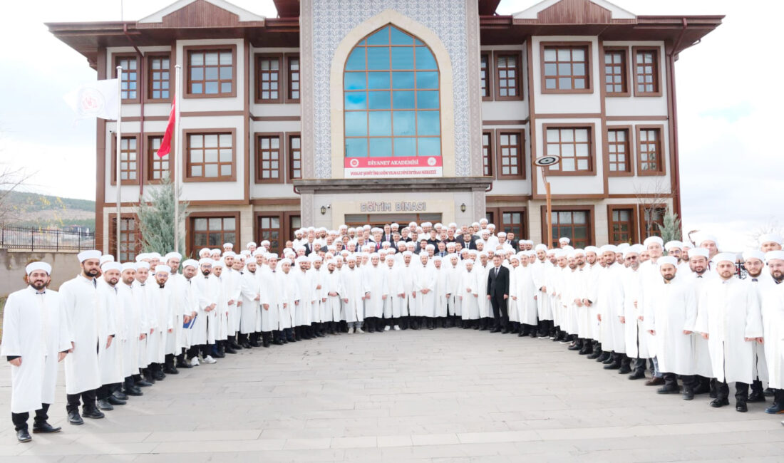 Diyanet Akademisi Yozgat Şehit İbrahim Yılmaz Dini İhtisas Merkezinde eğitimlerini