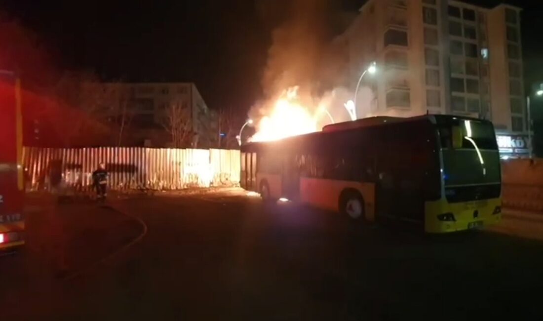 Yozgat’ta sebebi henüz belirlenemeyen bir nedenle özel halk otobüsünde çıkan