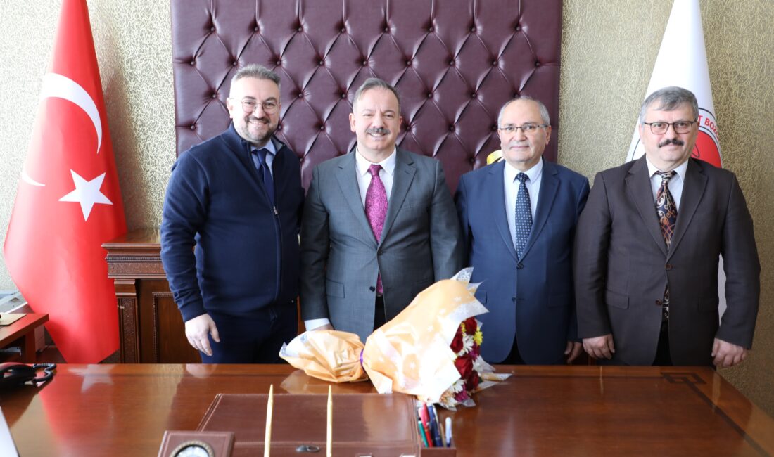 Yozgat Bozok Üniversitesi Bilal Şahin İlahiyat Fakültesi Dekanlığı görevinde devir