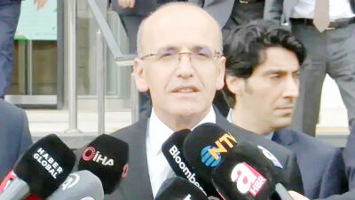 Hazine ve Maliye Bakanı Mehmet Şimşek, 2026 yılına ilişkin ekonomide