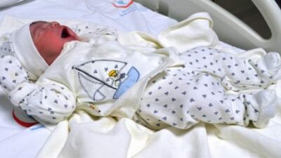 Yozgat’ta 2026 yılının ilk bebeği, yılbaşı gecesi dünyaya gözlerini açtı.