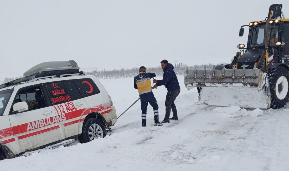 Yozgat İl Sağlık Müdürlüğü’ne bağlı Acil Sağlık Hizmetleri personeli, zorlu