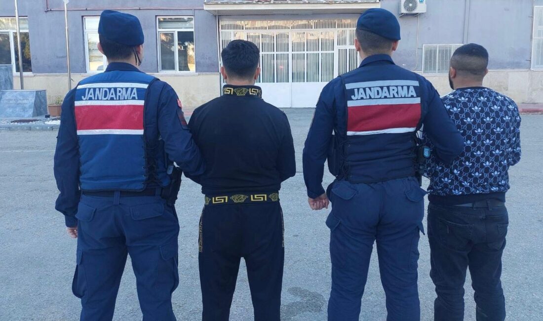 Yozgat’ta jandarma ekipleri tarafından aranan şahısların yakalanmasına yönelik yürütülen çalışmalar