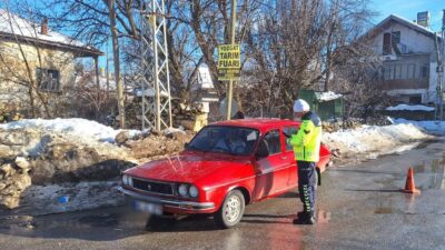 Çayıralan İlçe Jandarma Komutanlığı’na bağlı trafik jandarması ekipleri tarafından, Aşağıtekke