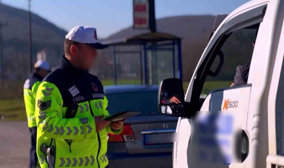 Yozgat İl Jandarma Komutanlığı, sorumluluk bölgesinde trafik güvenliğinin sağlanması, can