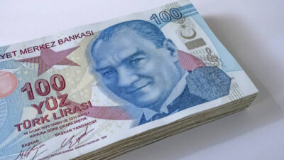 Yeni yılın başlamasıyla birlikte üniversite öğrencilerinin gündeminde ilk sırayı Kredi