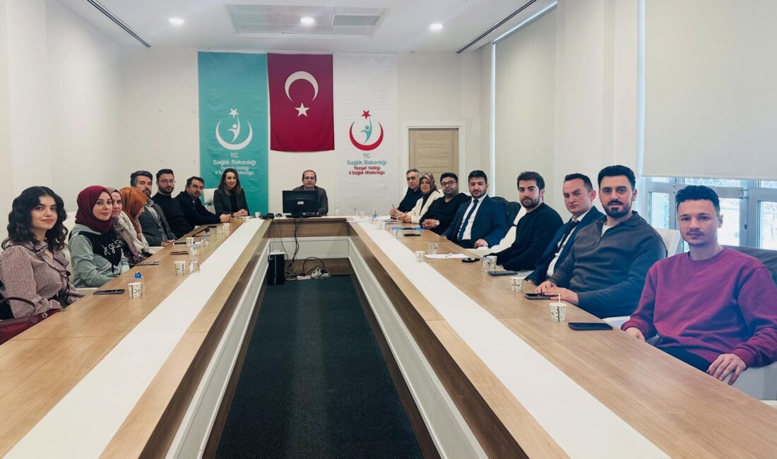 Halk Sağlığı Hizmetleri Başkanı Dr. Mehmet Parlak başkanlığında, İl Sağlık