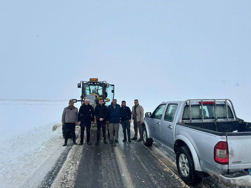 Sarıkaya ilçesinde etkisini sürdüren ve zaman zaman yoğunluğunu artıran kar