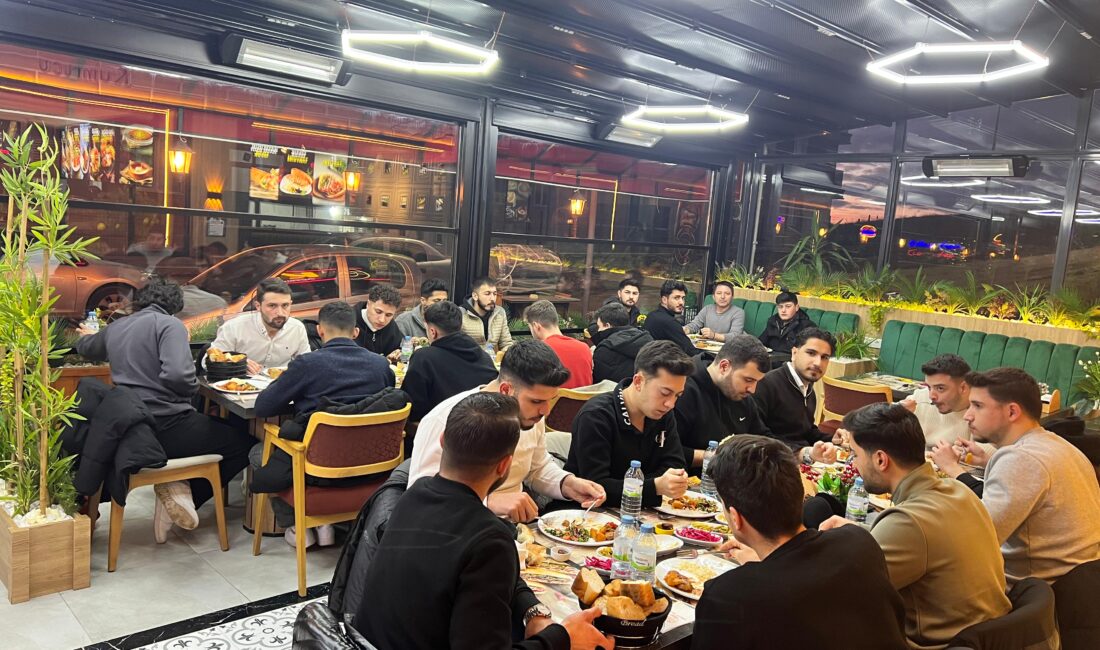 Alperen Ocakları Yozgat İl Başkanlığı tarafından Ramazan ayı boyunca üniversite