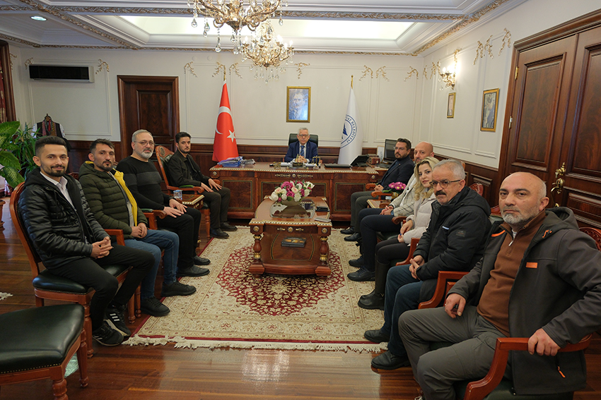 Yozgat Belediye Başkanı Kazım Arslan, ilde faaliyet gösteren yerel gazetelerin