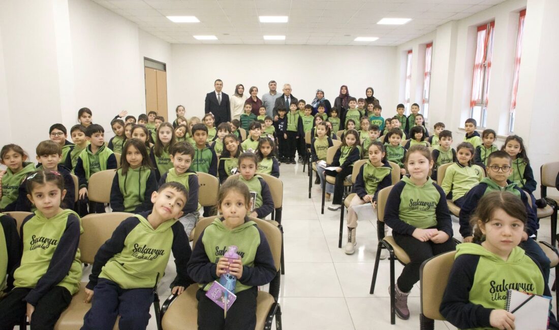Yozgat Belediye Başkanı Kazım Arslan, Sakarya İlkokulu öğrencilerinin daveti üzerine