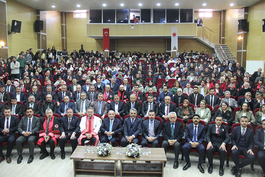 Türkiye Büyük Millet Meclisi (TBMM) Başkan Vekili ve eski Adalet