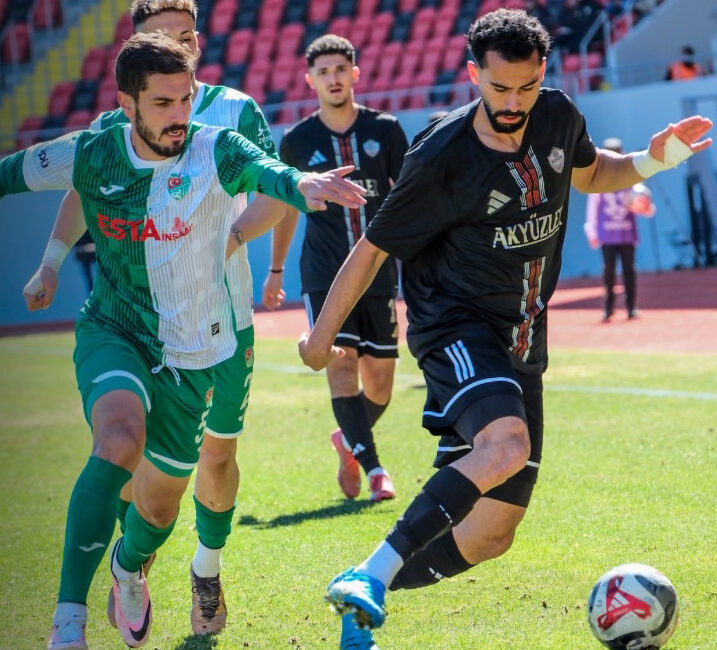 Nesine 3. Lig 22’nci hafta mücadelesinde Yozgat Bozokspor ile Amasyaspor